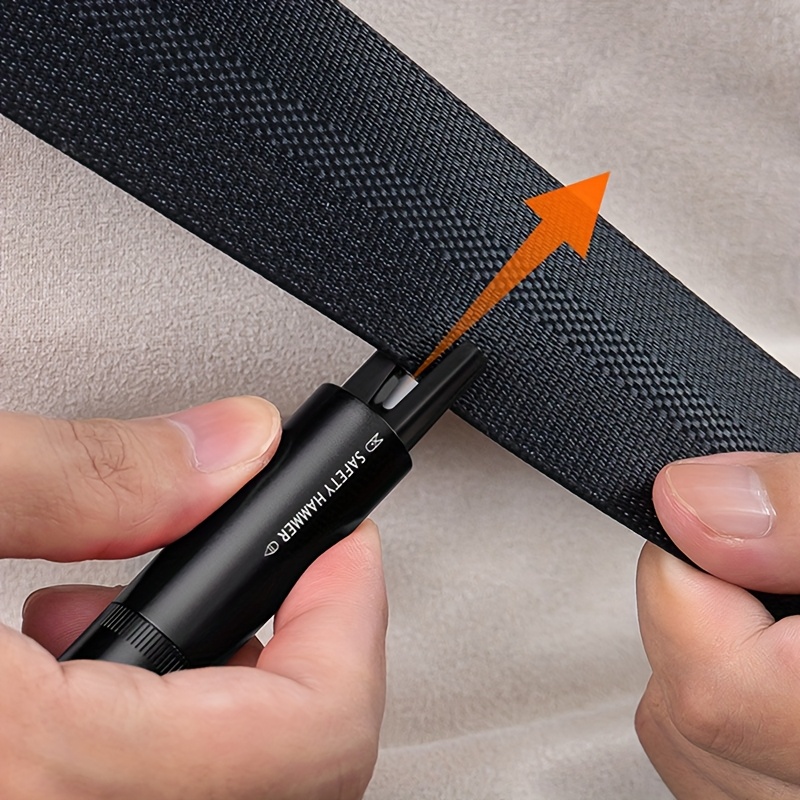 2-in-1 Car Safety Hammer with  - Rescue Rope Throw recensione e prezzo